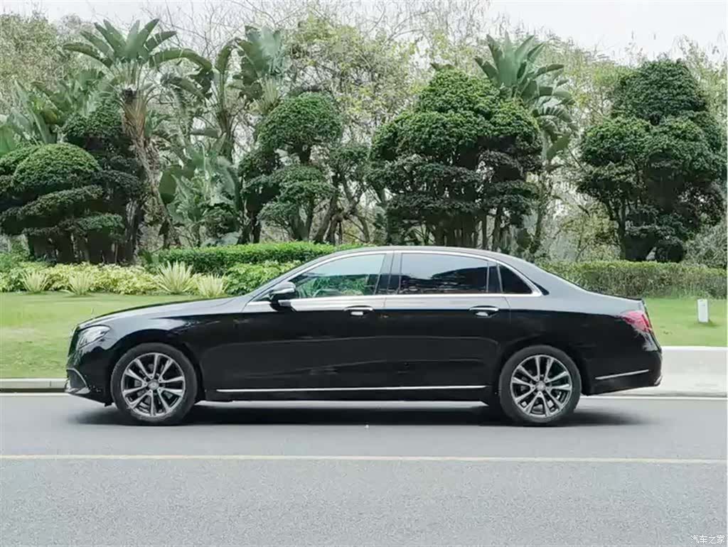 Mercedes-Benz E-Class, 2016 7