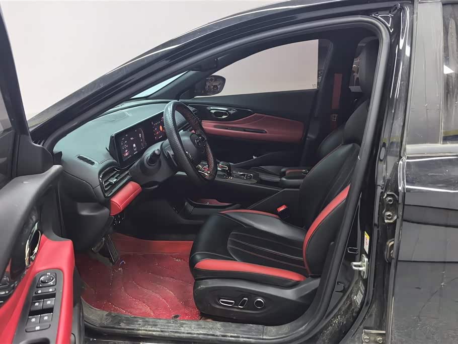 Trumpchi Shadow Leopard