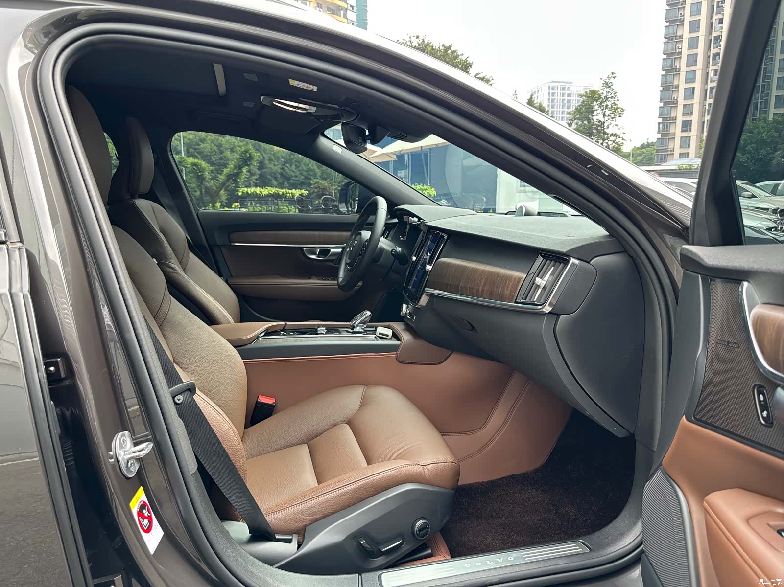 Volvo V90, 2024 21