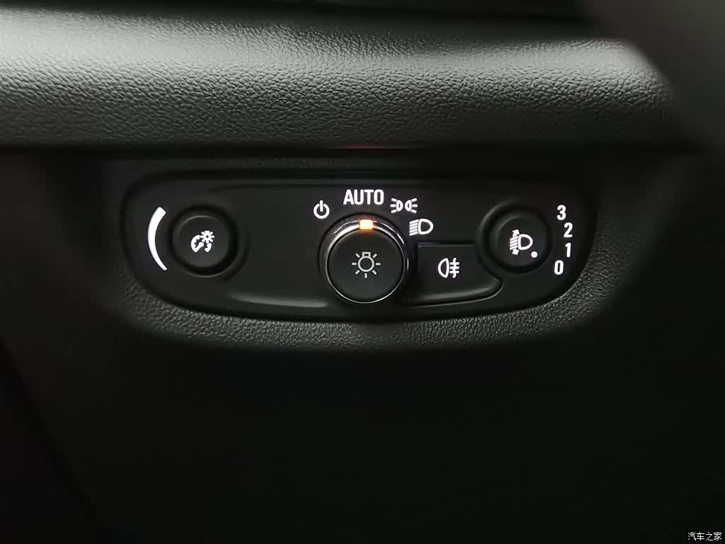 Buick Regal, 2025 21