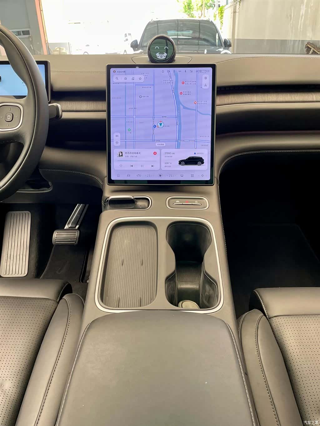 NIO ES6, 2023 9