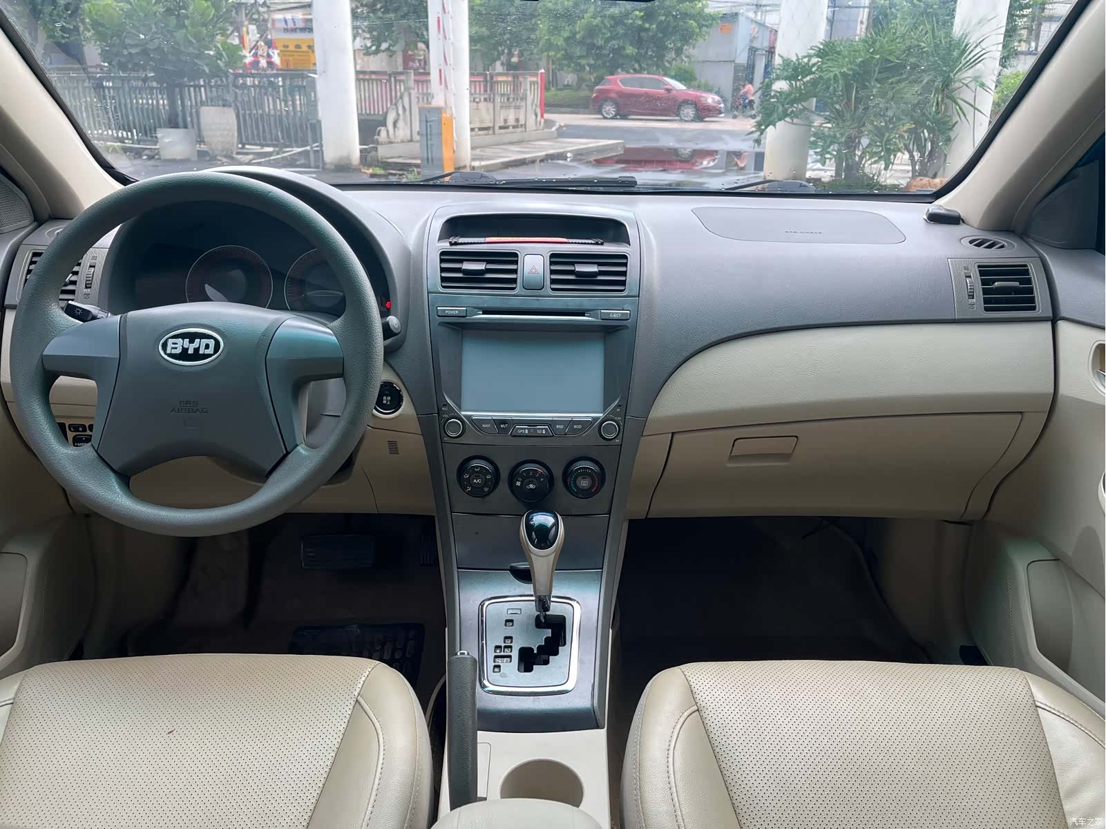 BYD L3, 2014 13