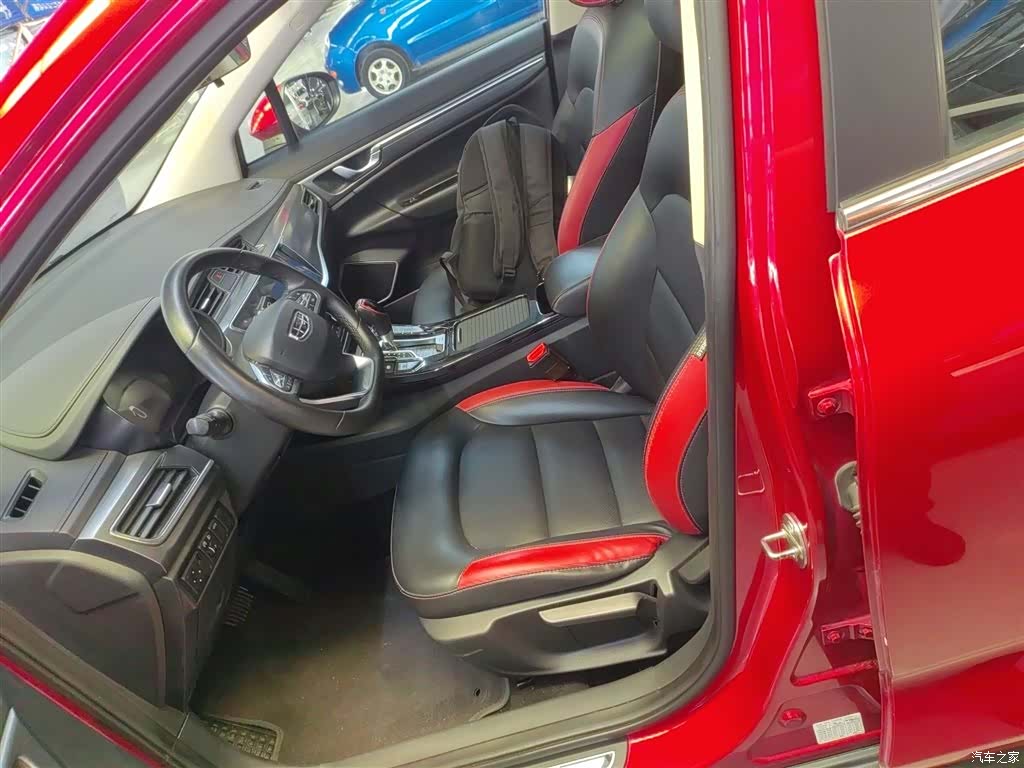 Geely Emgrand, 2020 15