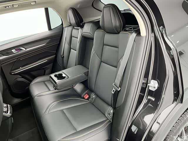 Lynk & Co 01, 2023 18