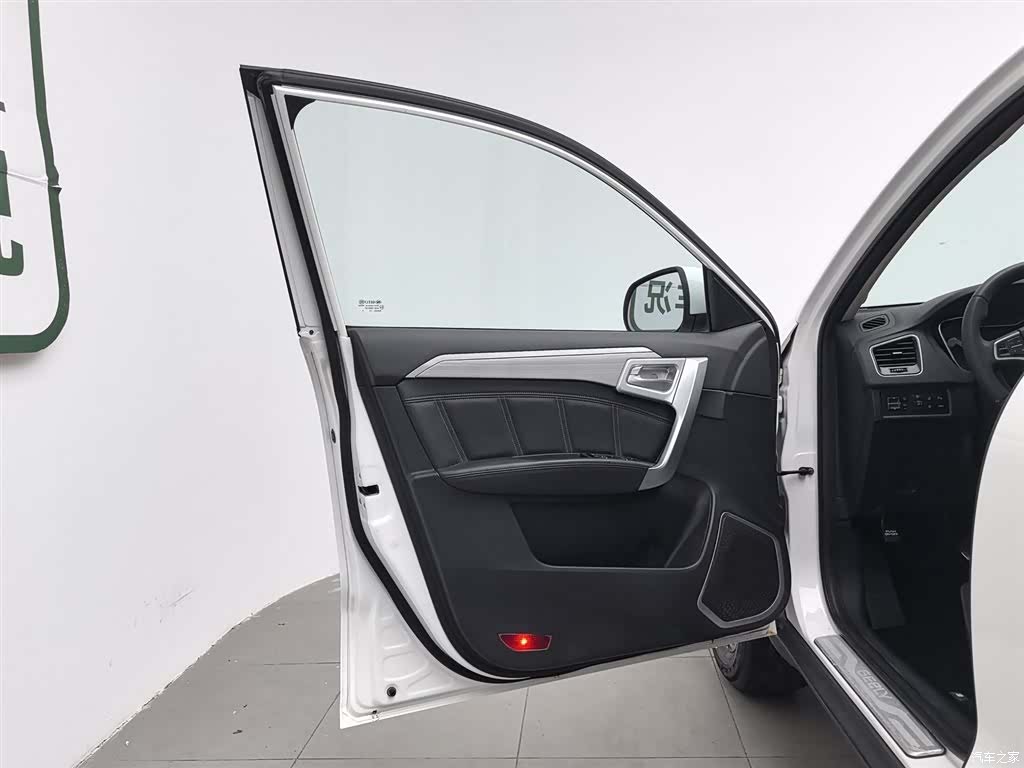 Geely X6, 2017 8