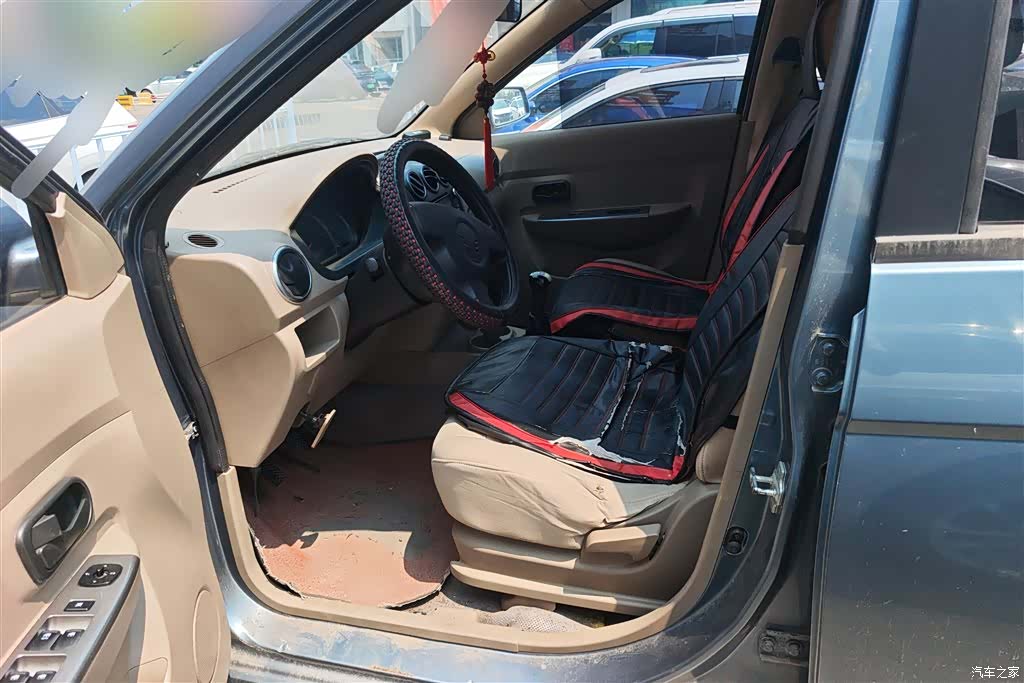Wuling Hongguang, 2013 9