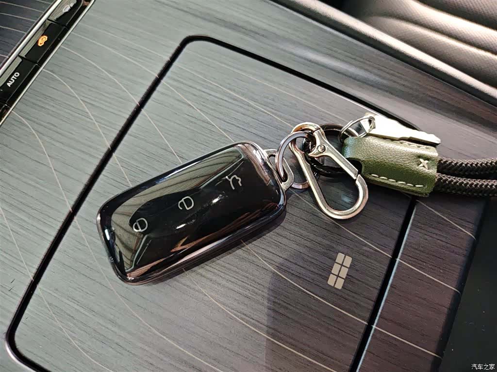 Geely Galaxy E5, 2025 9