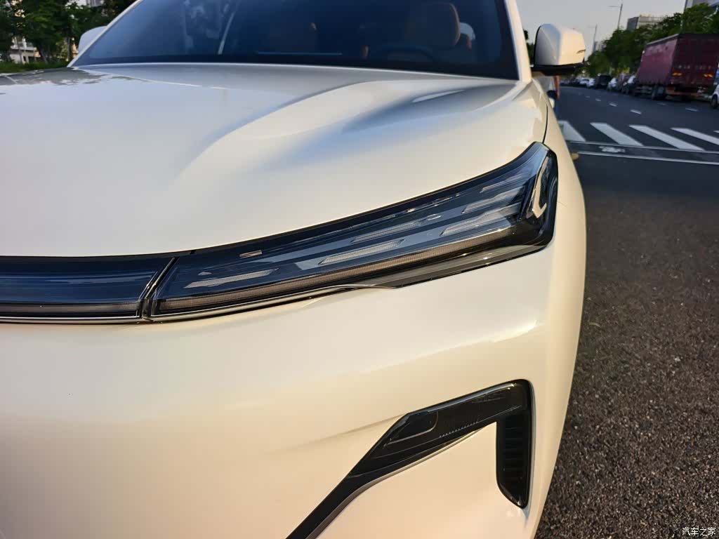 Geely 7, 2025 25