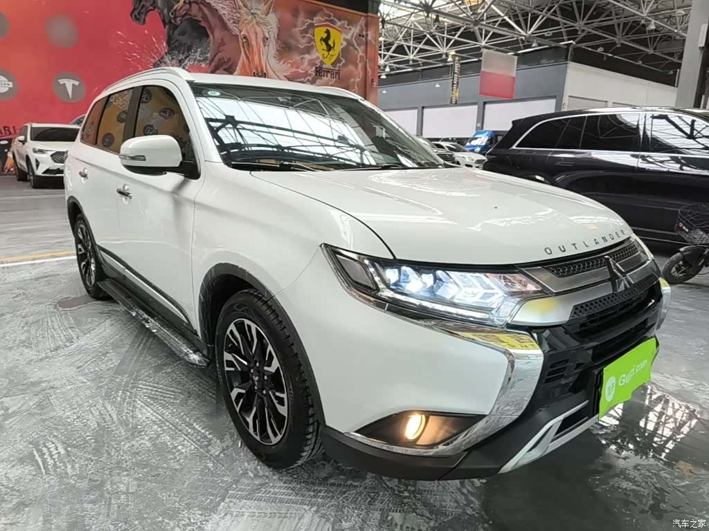 Mitsubishi Outlander, 2020 4