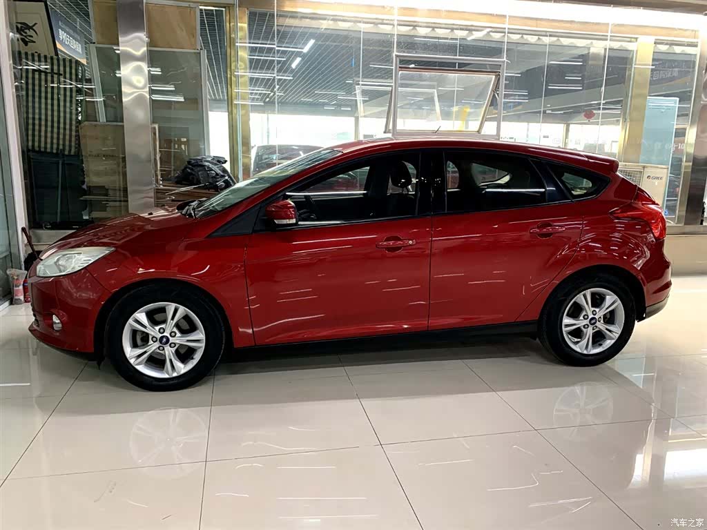 Ford Focus, 2013 10