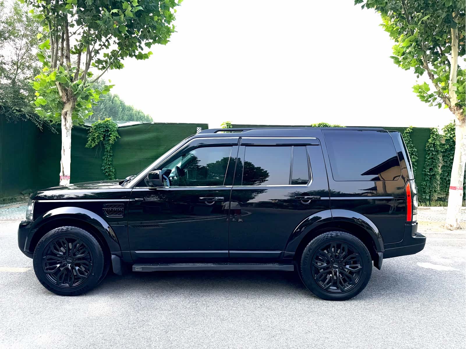 Land Rover Discovery, 2011 3
