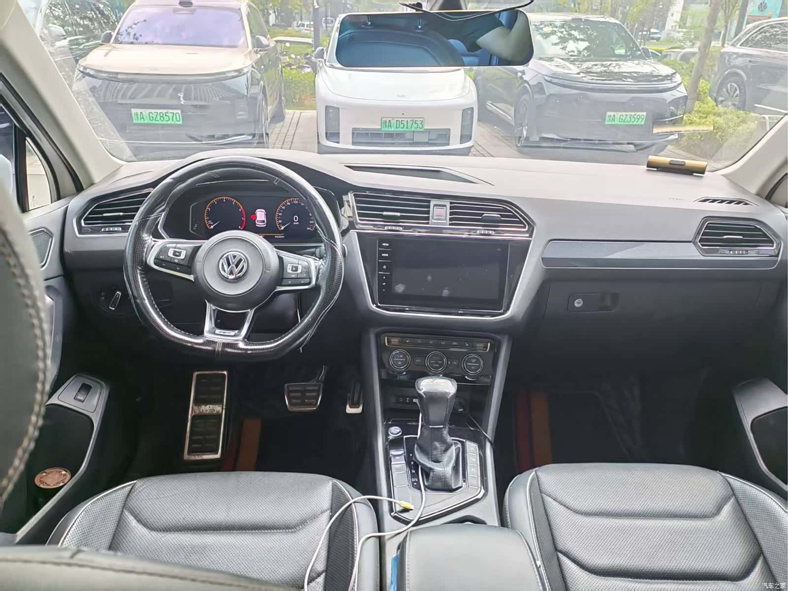 Volkswagen Tiguan L, 2019 все фото