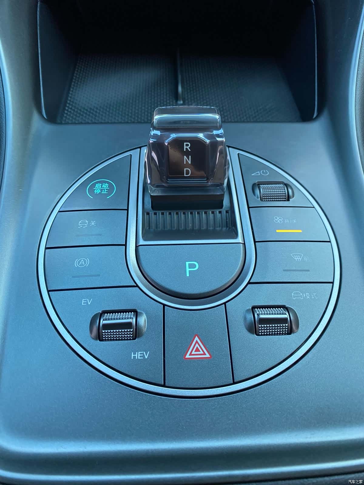 BYD HiAce, 2025 13