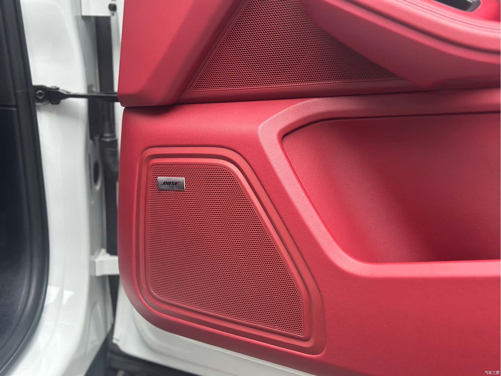 Porsche Macan, 2023 10