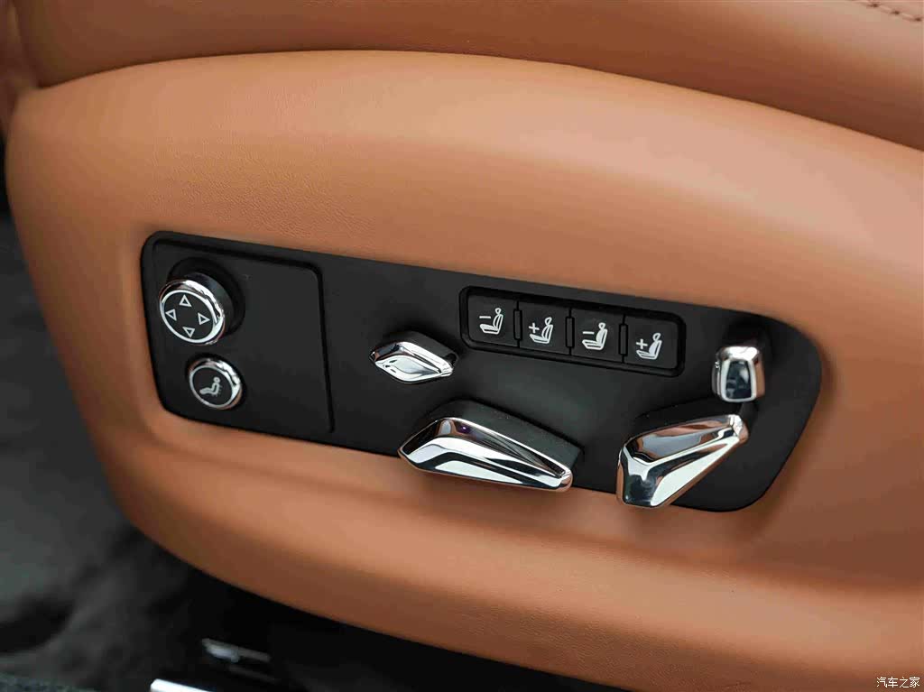 Bentley Flying Spur, 2024 16