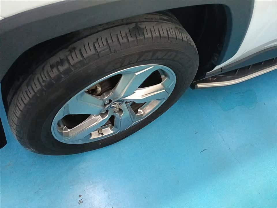 Toyota RAV4 Rongfang