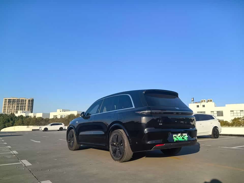 Li Auto Ideal L8