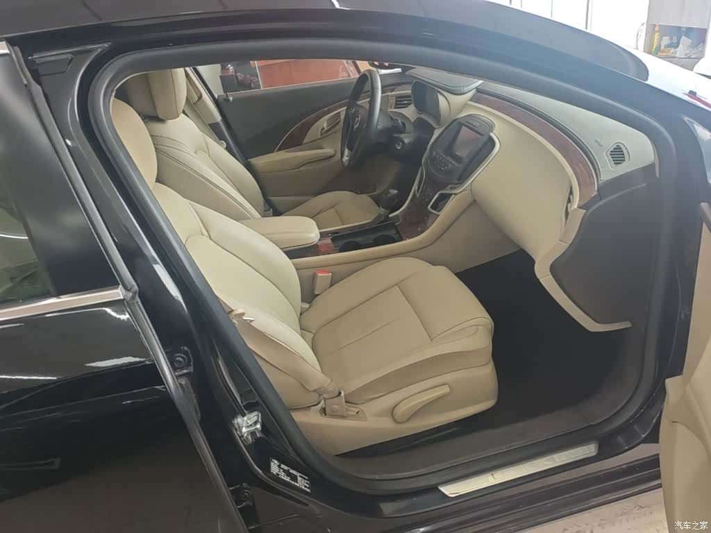 Buick LaCrosse, 2015 25