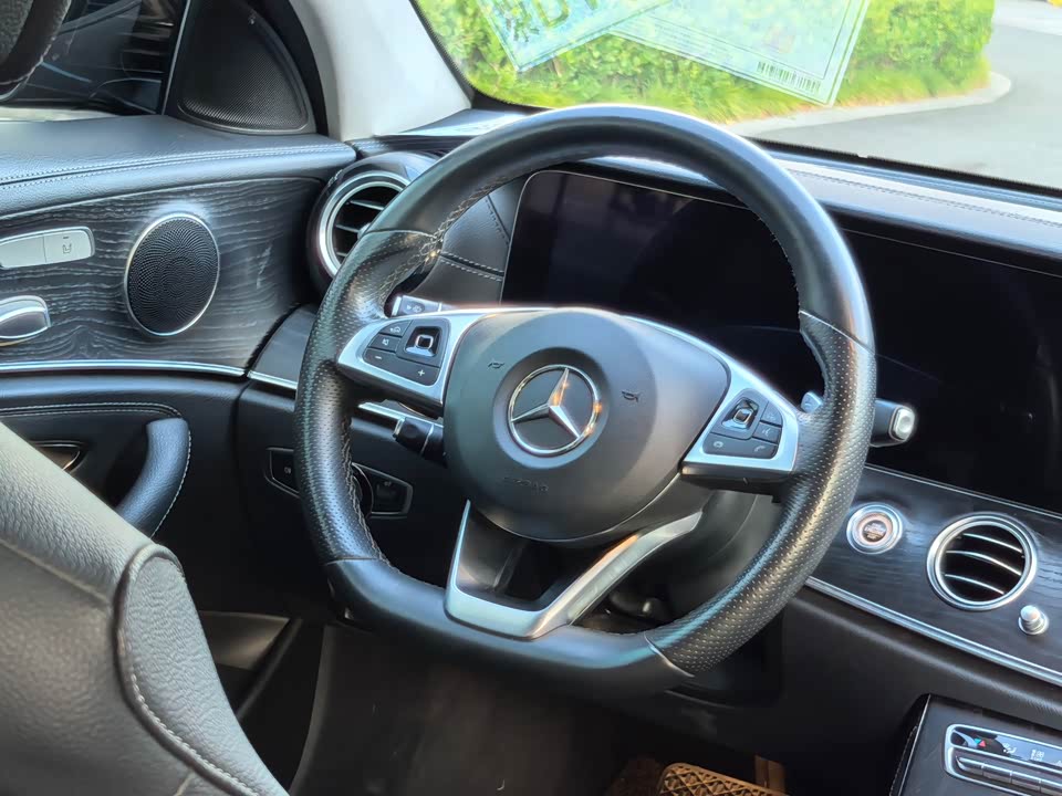 Mercedes-Benz E-class Mercedes-Benz E-class
