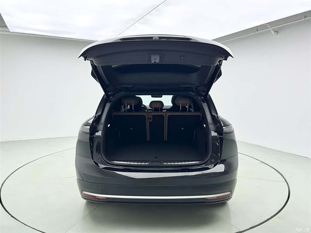 NIO ES6, 2024 4