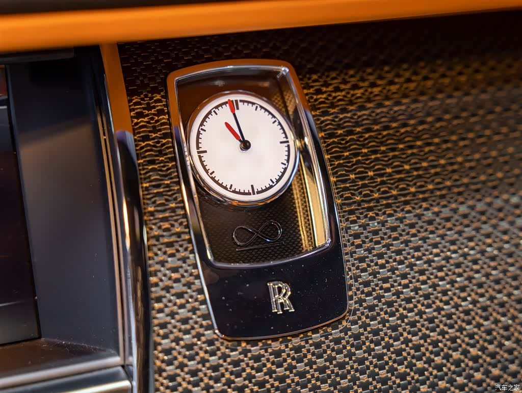 Rolls-Royce Wraith, 2020 16