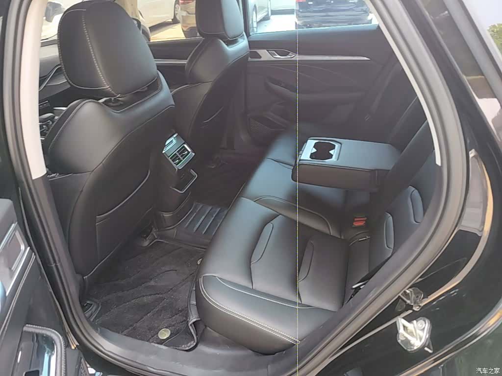 Geely Preface, 2022 17