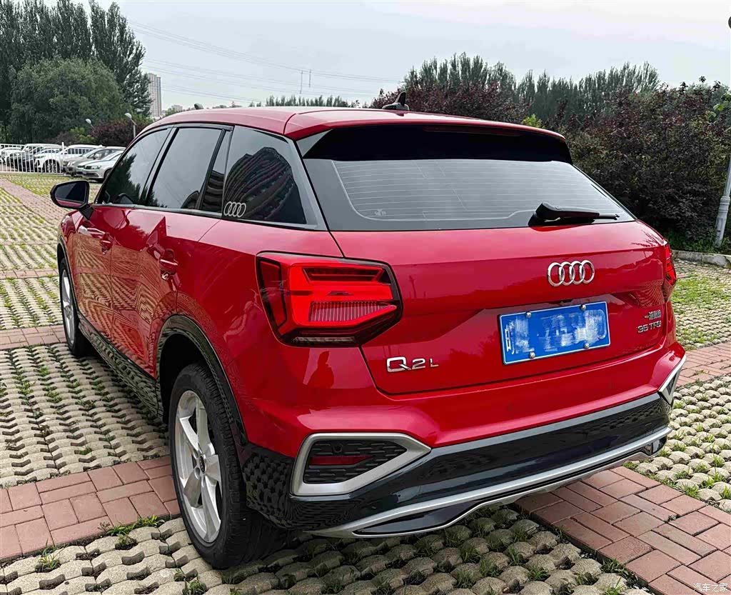 Audi Q2L, 2023 19