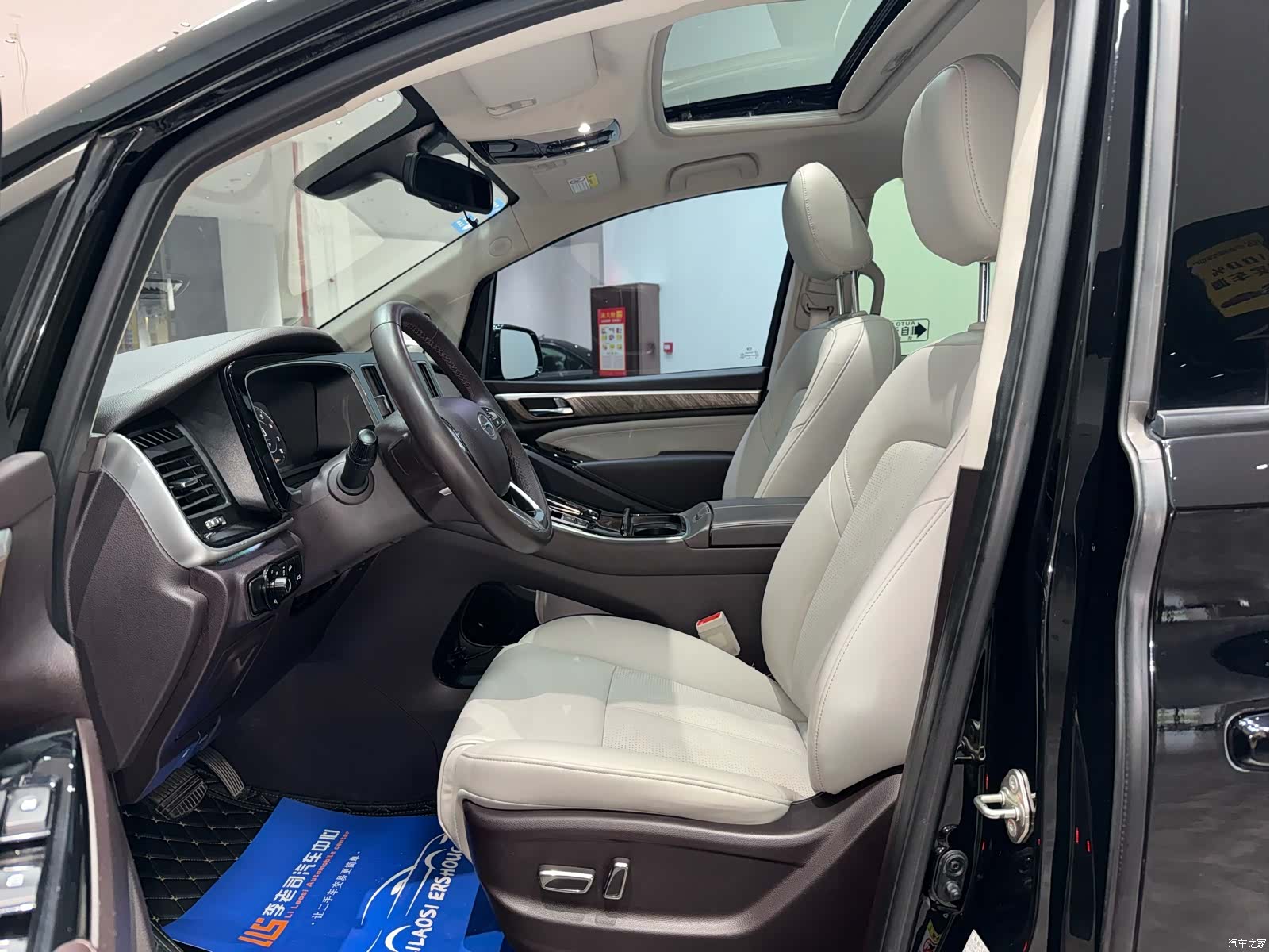 Trumpchi M8, 2021 8