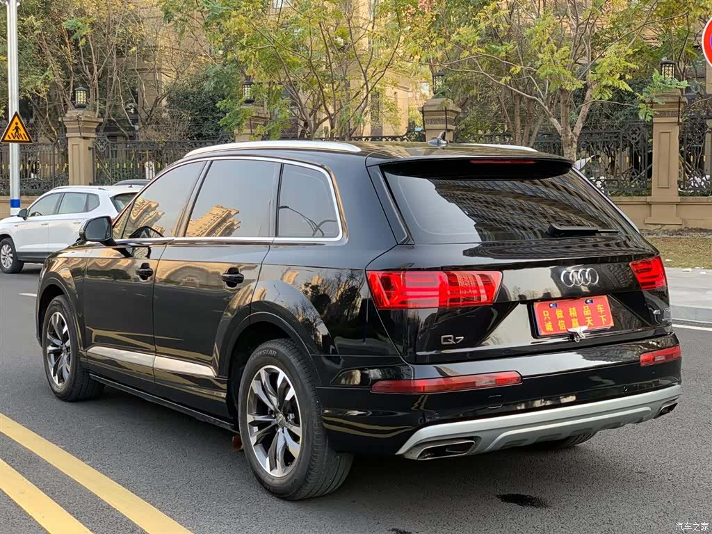 Audi Q7, 2018 6