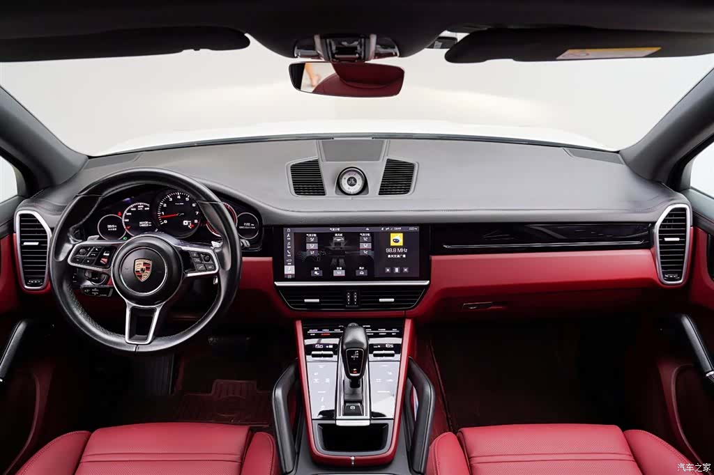 Porsche Cayenne, 2020 все фото