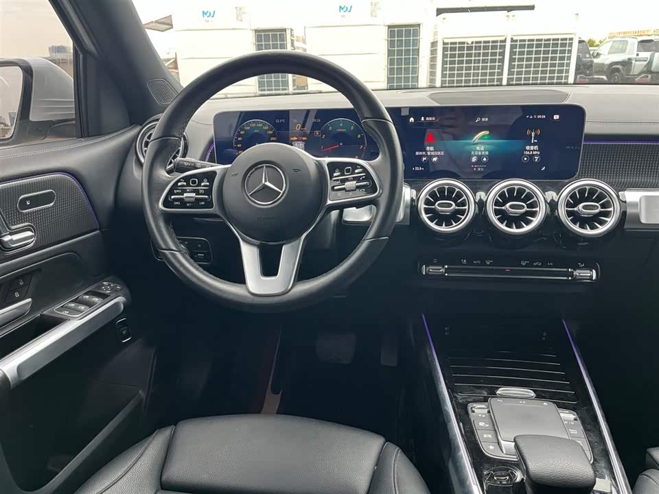 Mercedes-Benz GLB