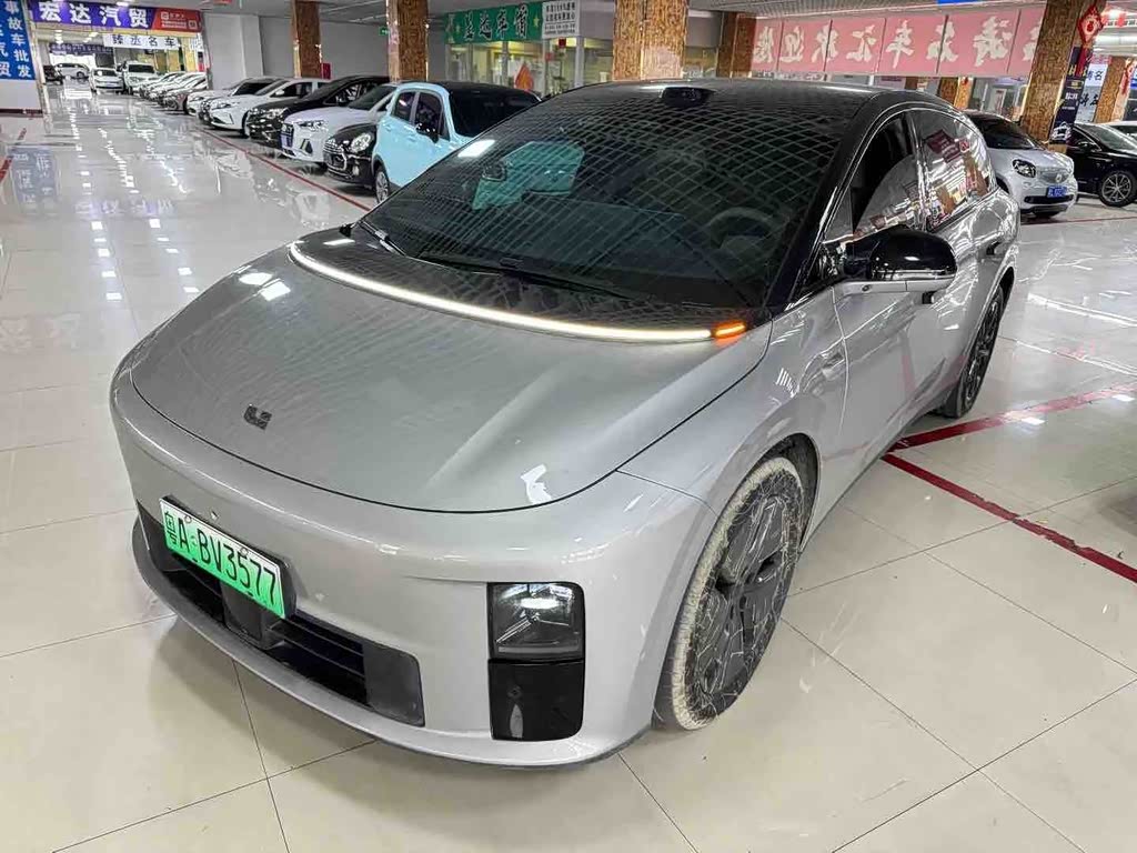 Li Auto L6