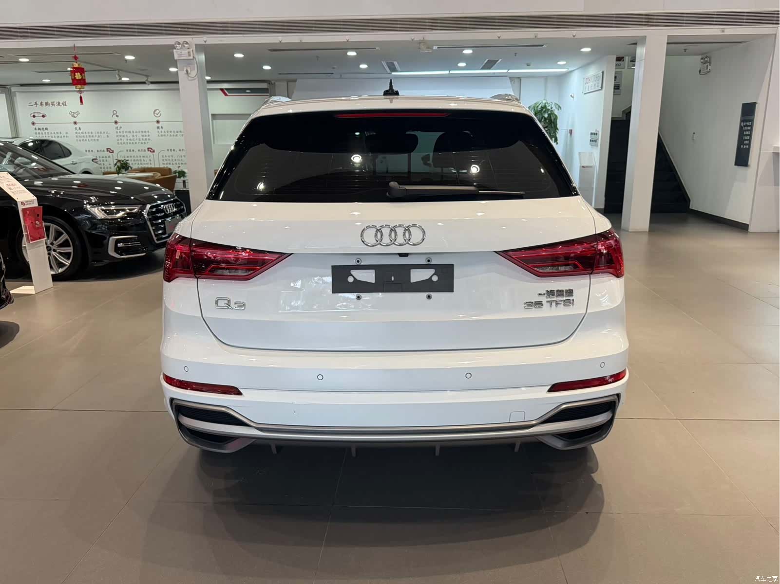 Audi Q3, 2022 все фото