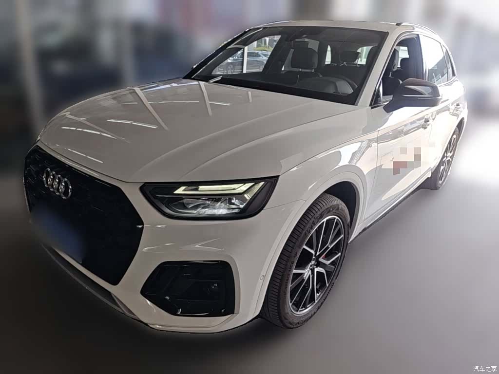 Audi Q5L, 2025 3