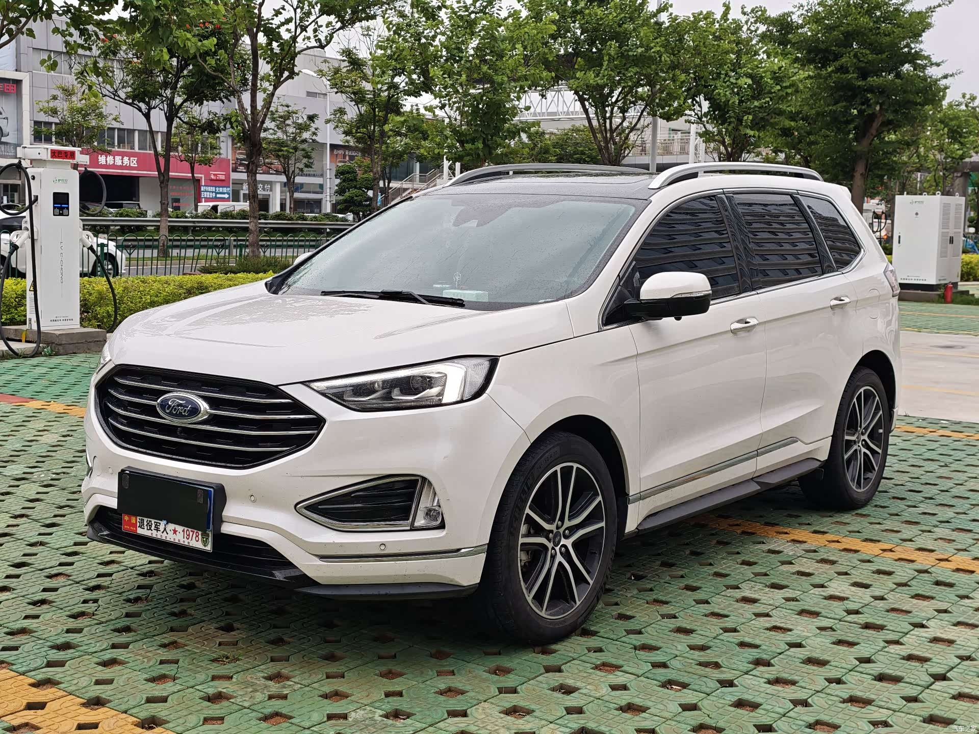 Ford Edge, 2021 1