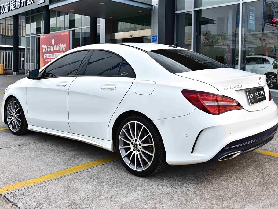 Mercedes-Benz CLA
