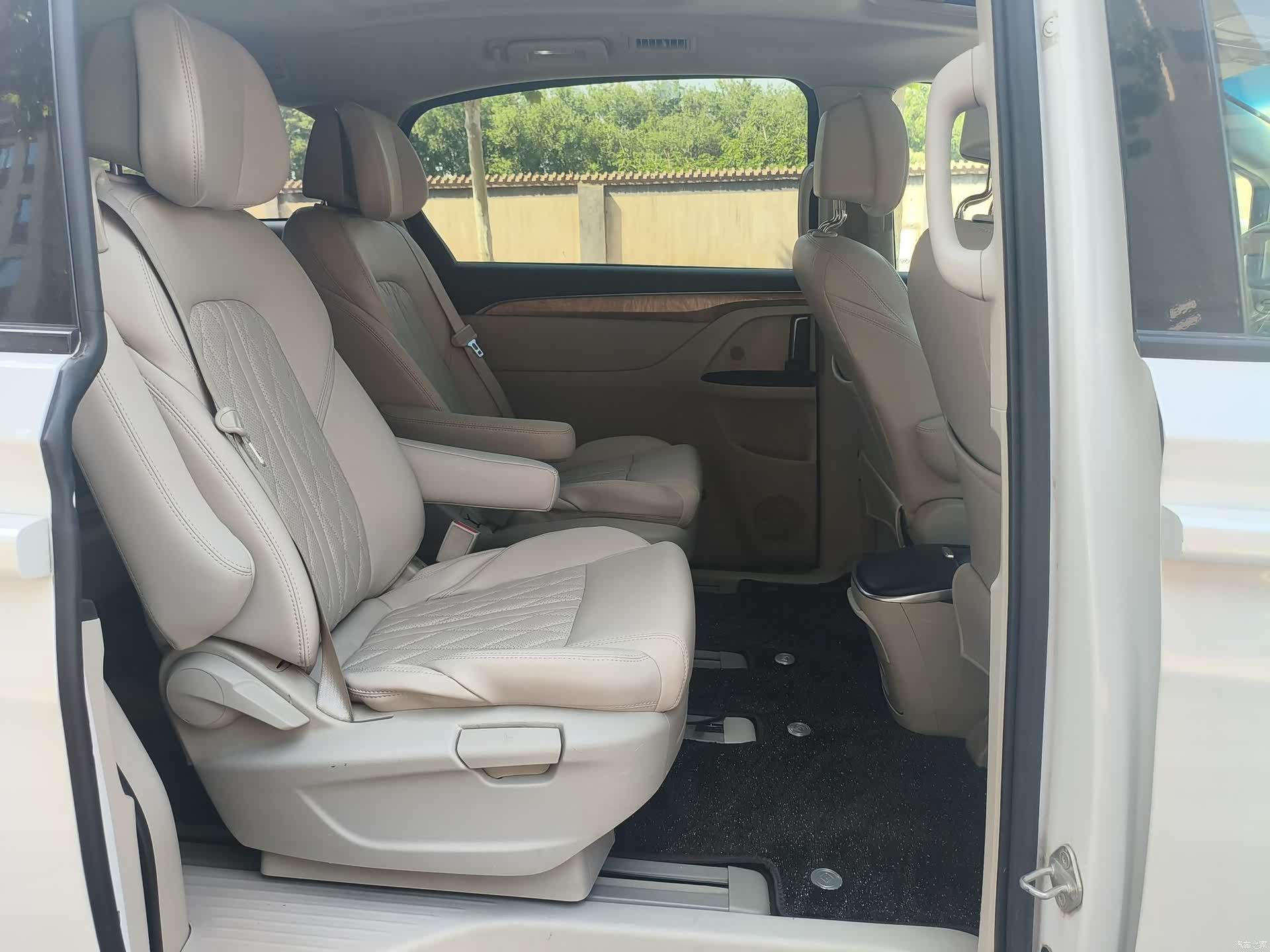 Buick GL8, 2018 11