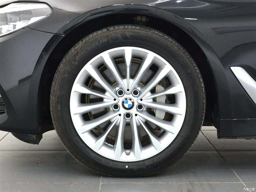 BMW 5 Series, 2020 8