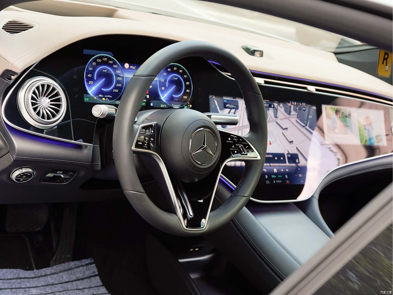 Mercedes-Benz EQS, 2023 8