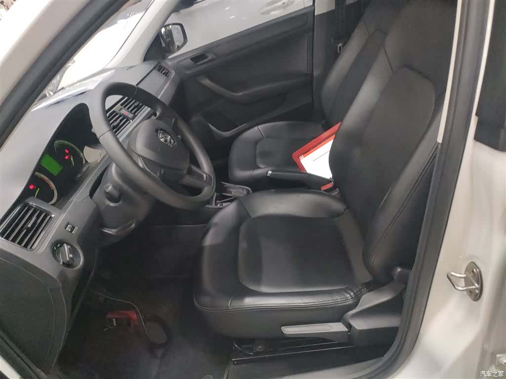 Skoda Rapid, 2019 15