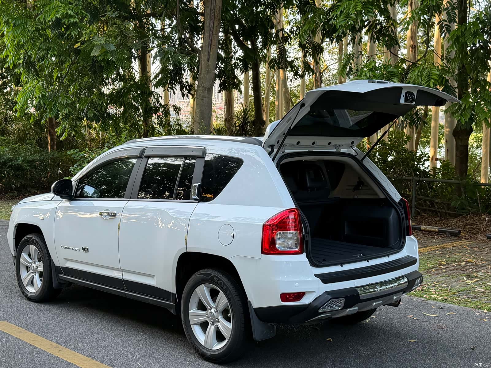 Jeep Compass, 2013 13