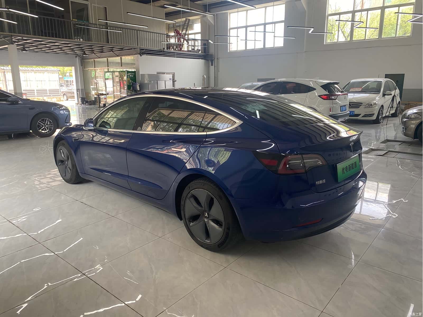 Tesla Model 3, 2020 4