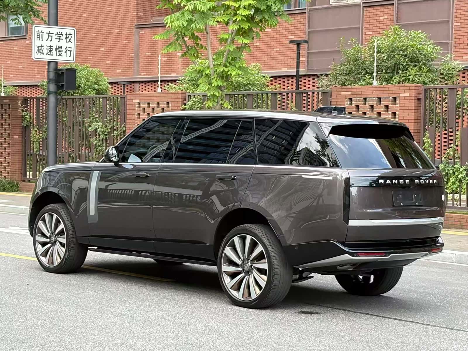 Land Rover Range Rover, 2024 все фото