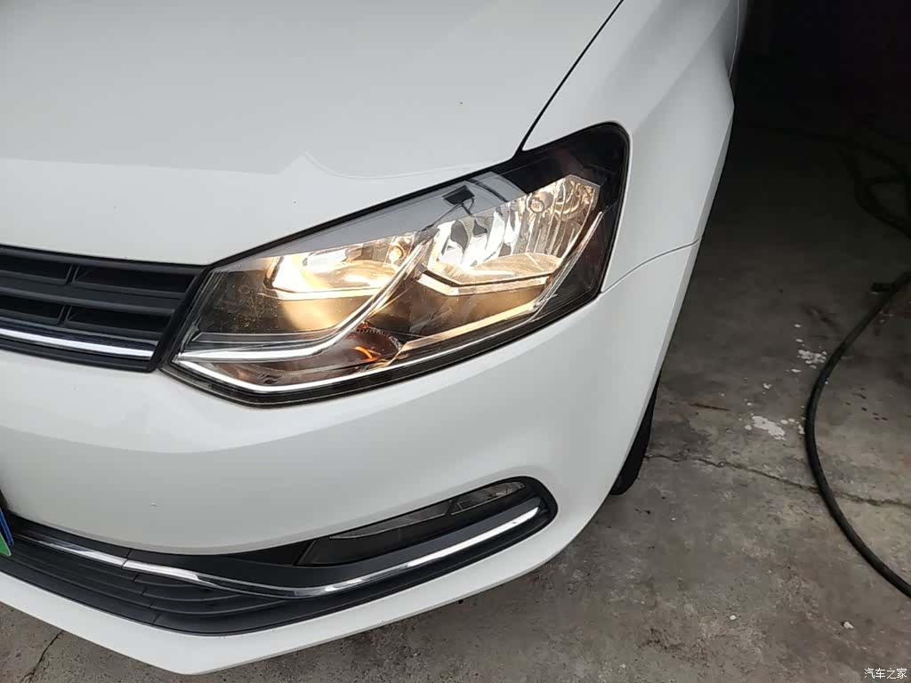 Volkswagen Polo, 2015 24