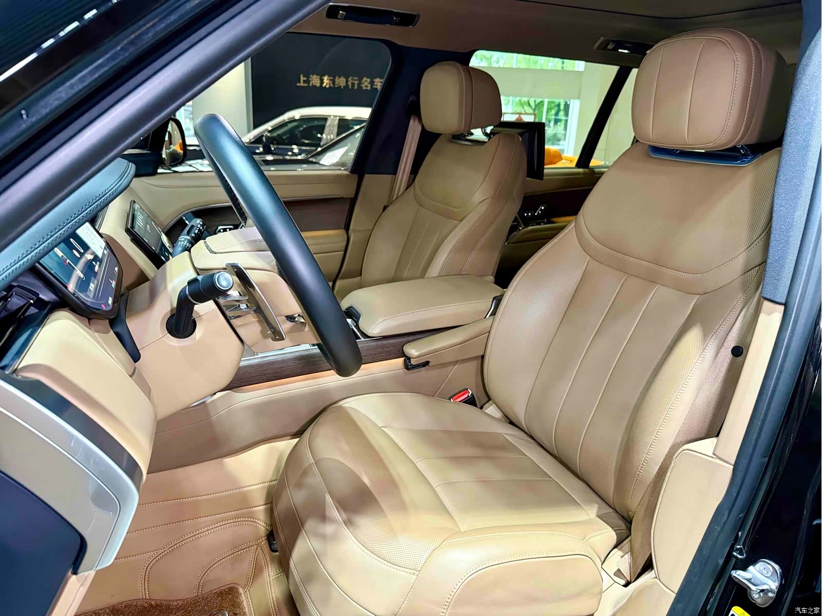 Land Rover Range Rover, 2024 17