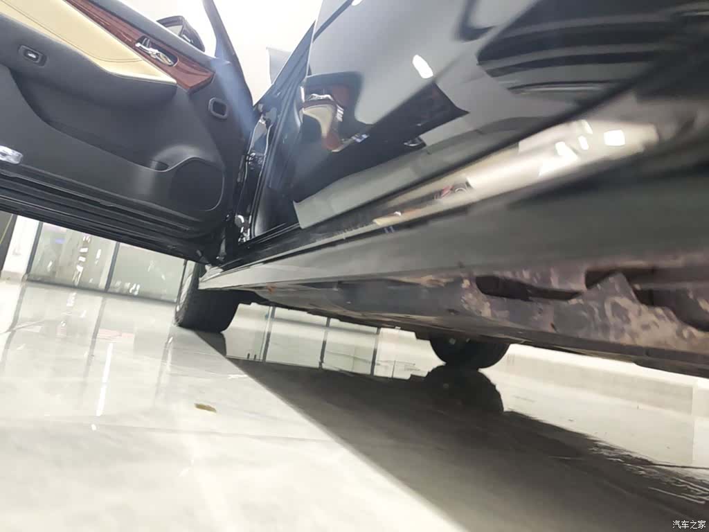 Toyota Crown, 2017 22