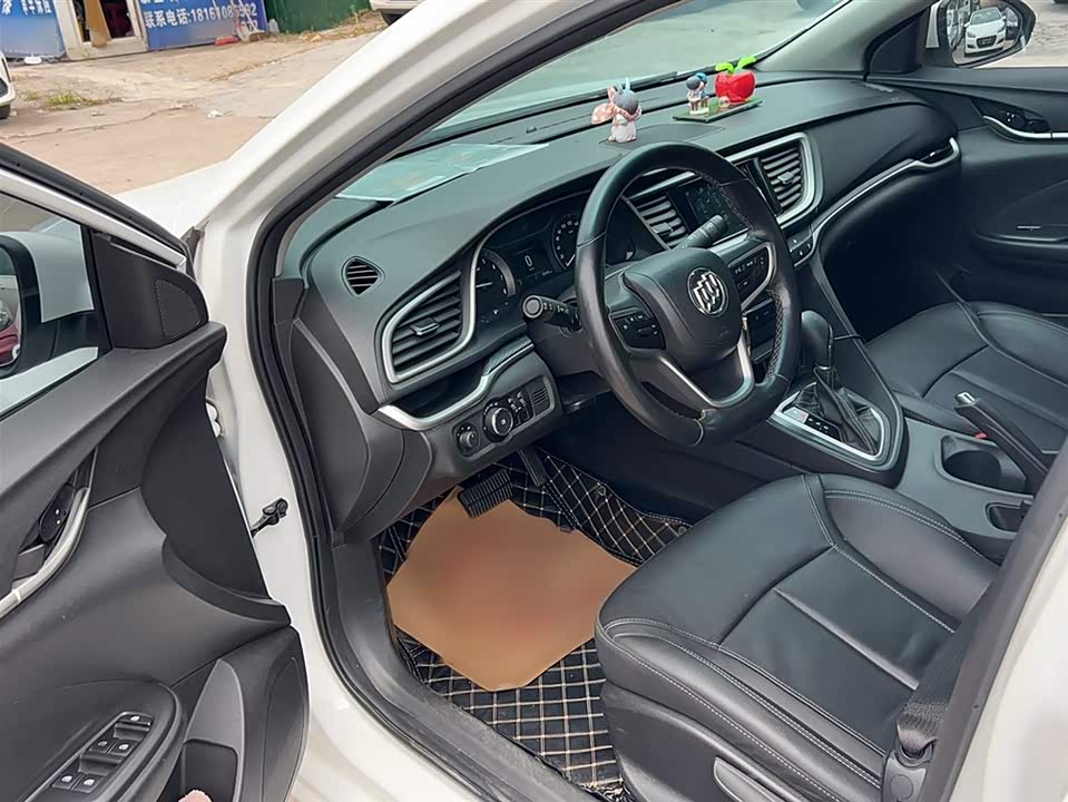 Buick Yinglang