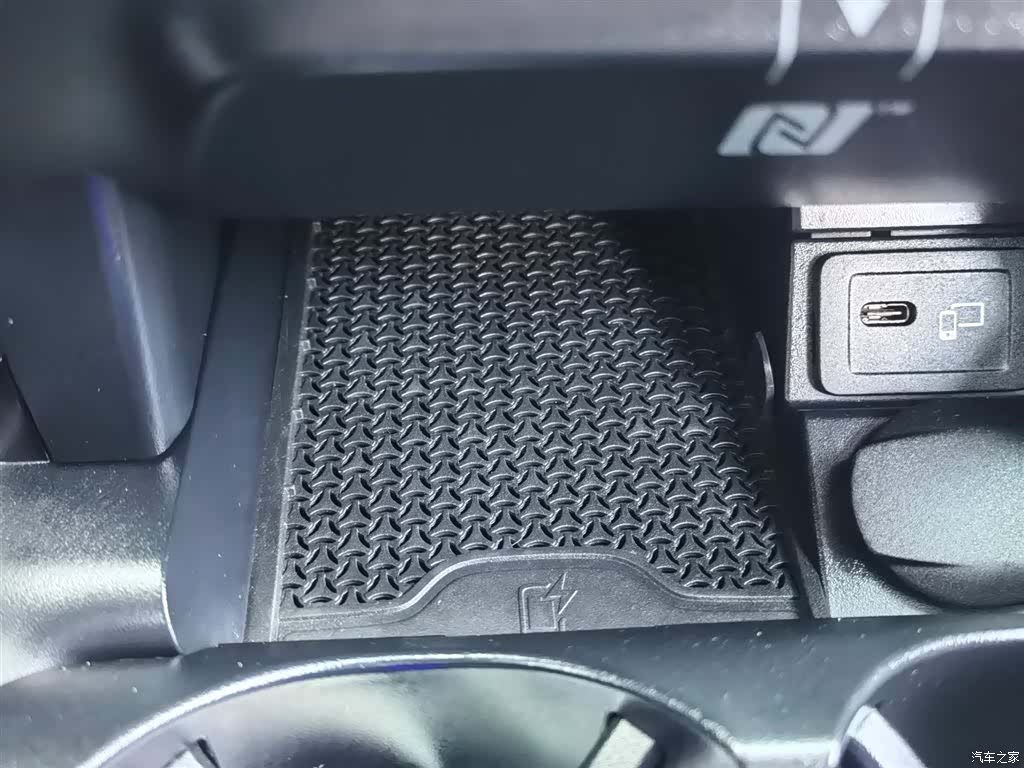 Mercedes-Benz E-Class, 2021 26