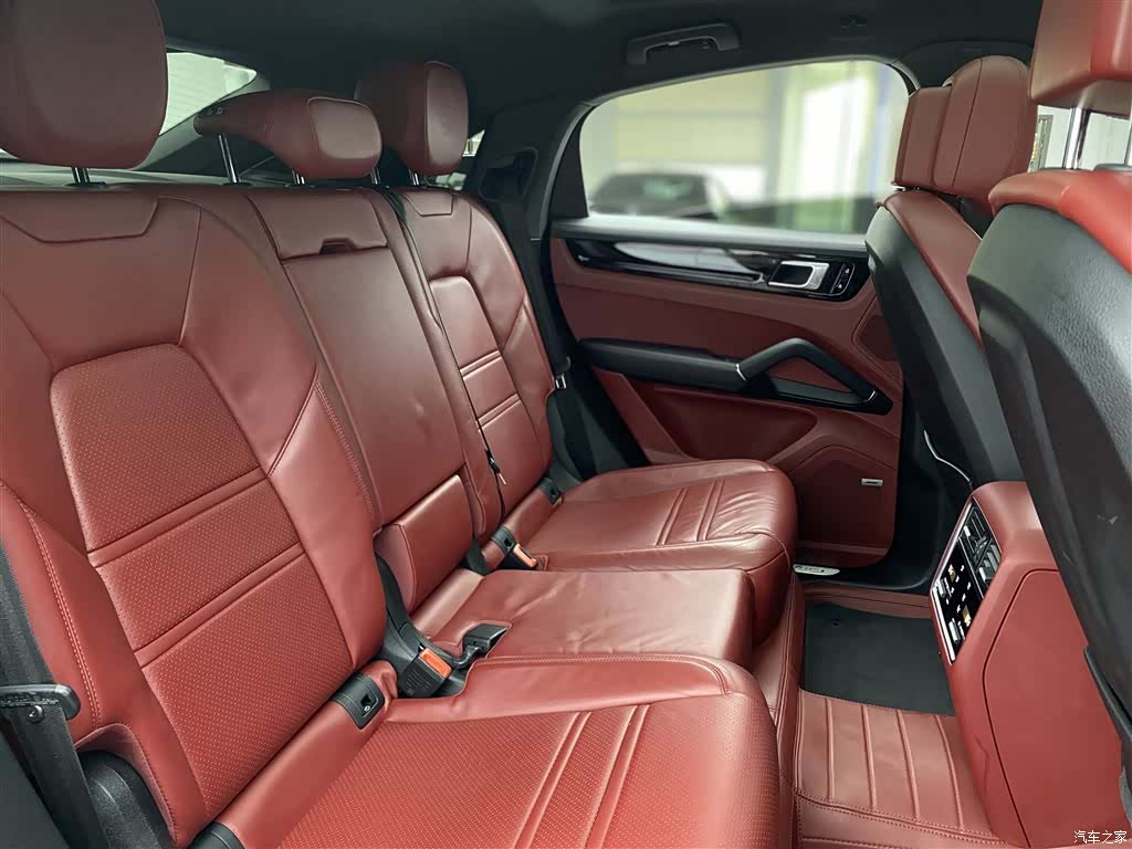 Porsche Cayenne, 2020 9