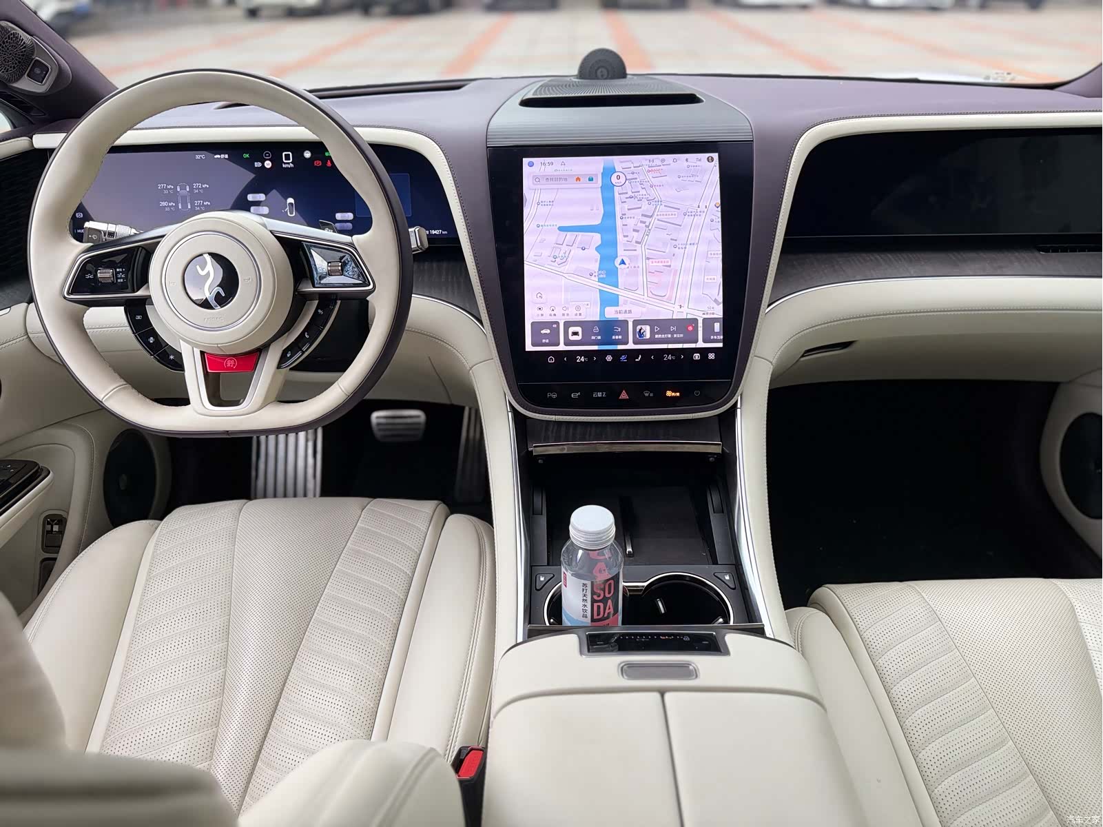 Yangwang U7, 2025 10